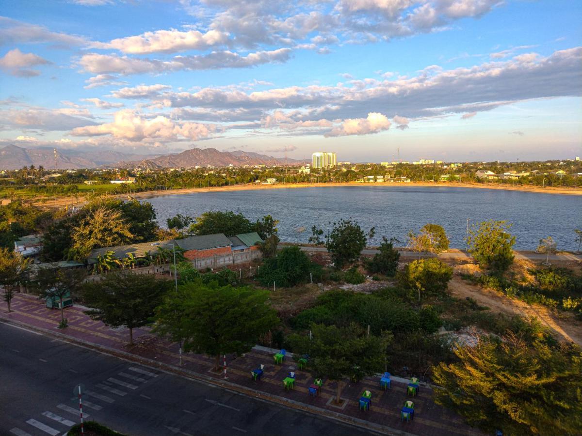 Khách sạn Ánh Đông Phan Rang Exterior foto